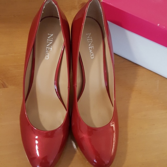 Nine and Co Red patent heels Size10m - Picture 4 of 7